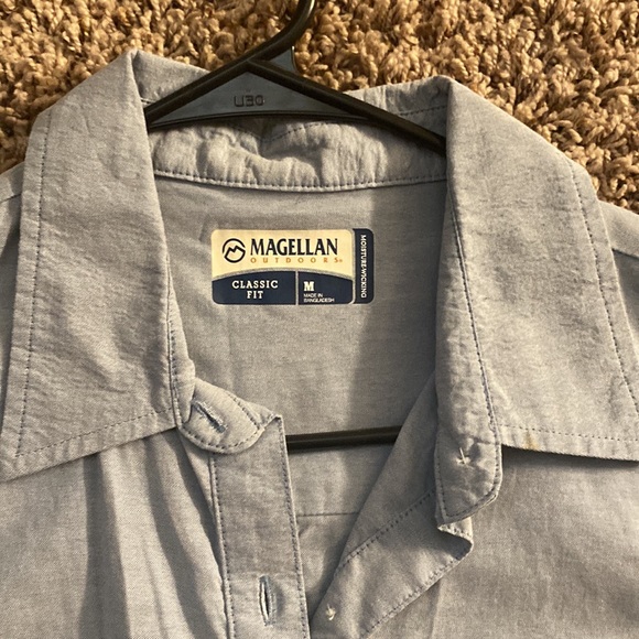 Magellan Outdoor Classic Fit sleeveless button down - Picture 2 of 4